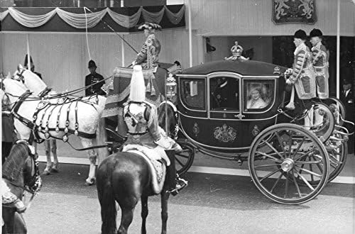 Kraliyet at arabasında Prenses Margaretha'nın vintage fotoğrafı,