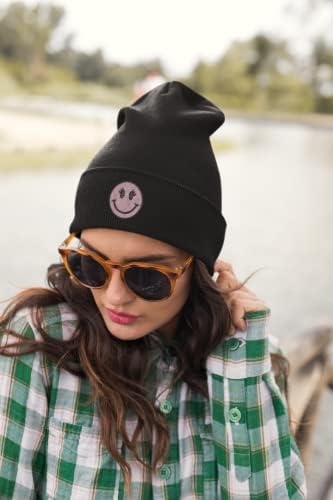 ALLNTRENDS Kız Gülen Yüz İşlemeli Bere Sıcak Şapka Kış Kap Yetişkin Kasketleri